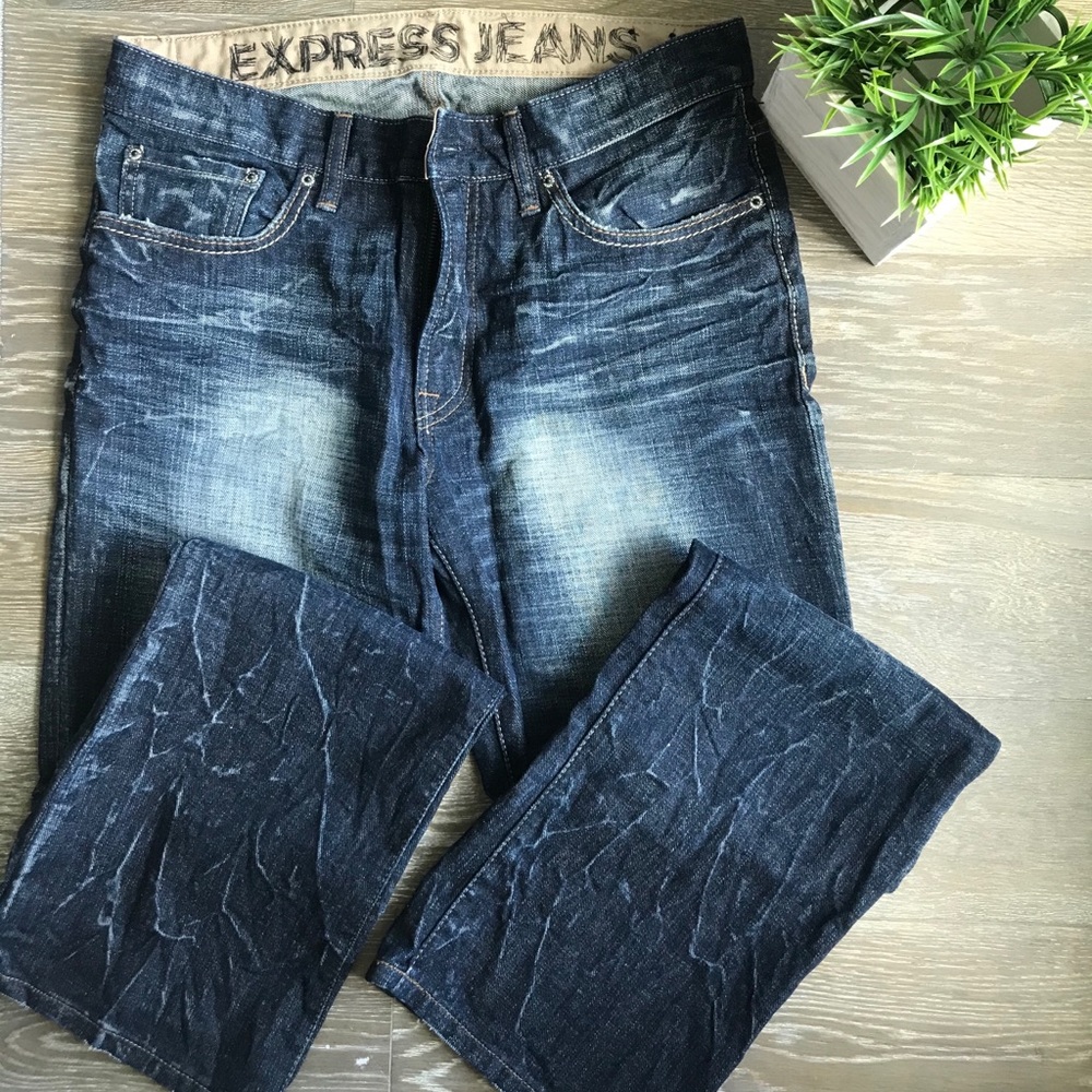 NWT 32x32 Men’s Express Jeans- Classic Boot Cut